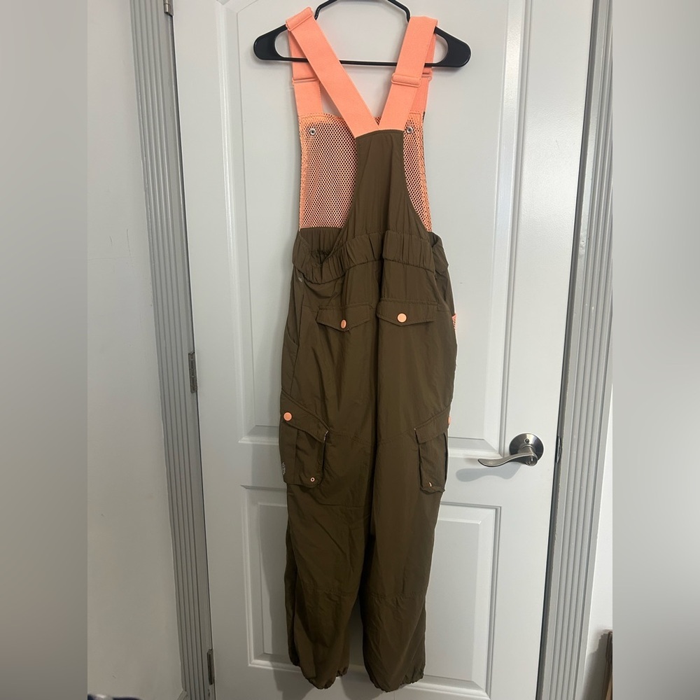 FP Movement Morning Meadows Jumpsuit Overalls Tea Leaves size S gorpcore NWOT - Picture 4 of 14
